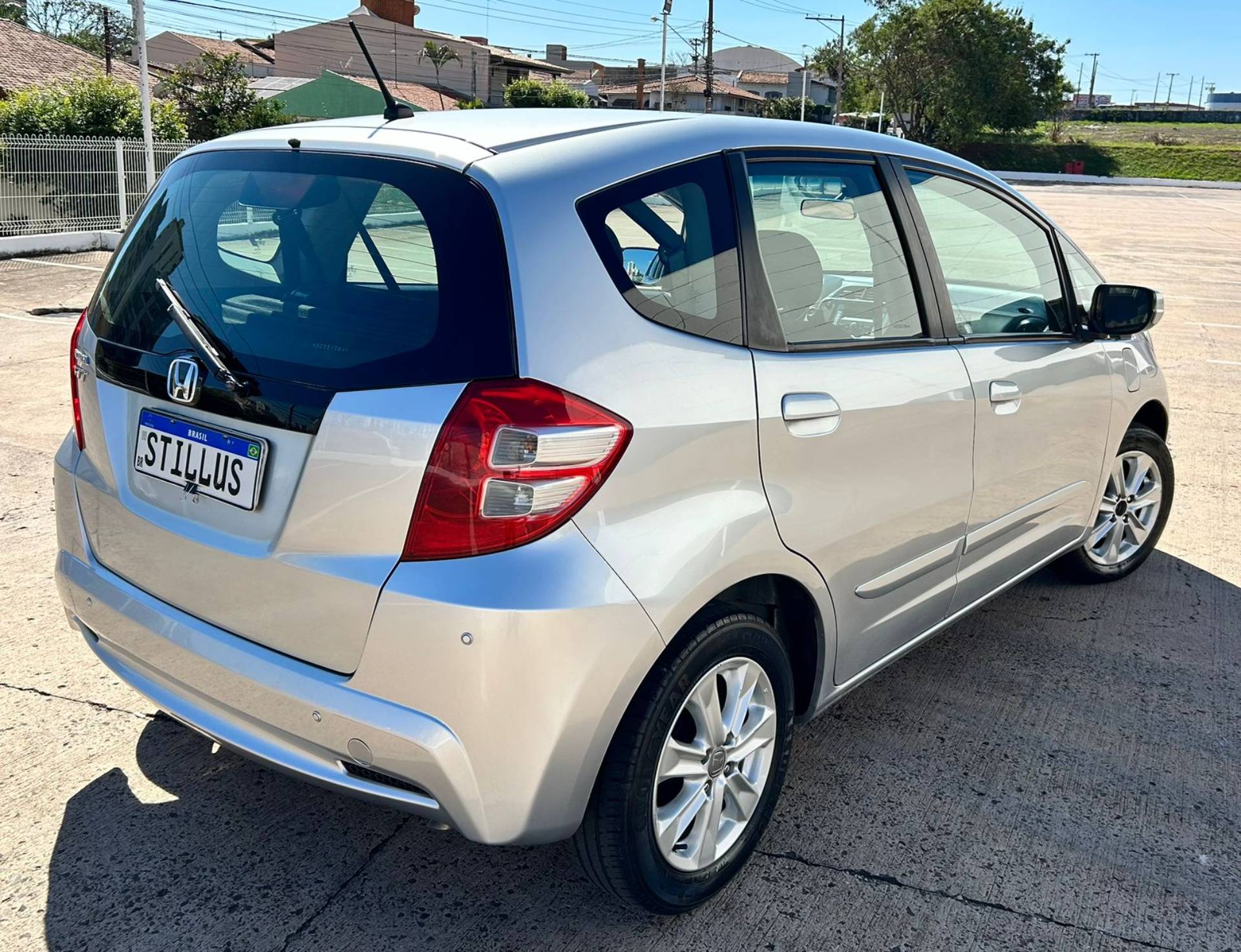 HONDA FIT