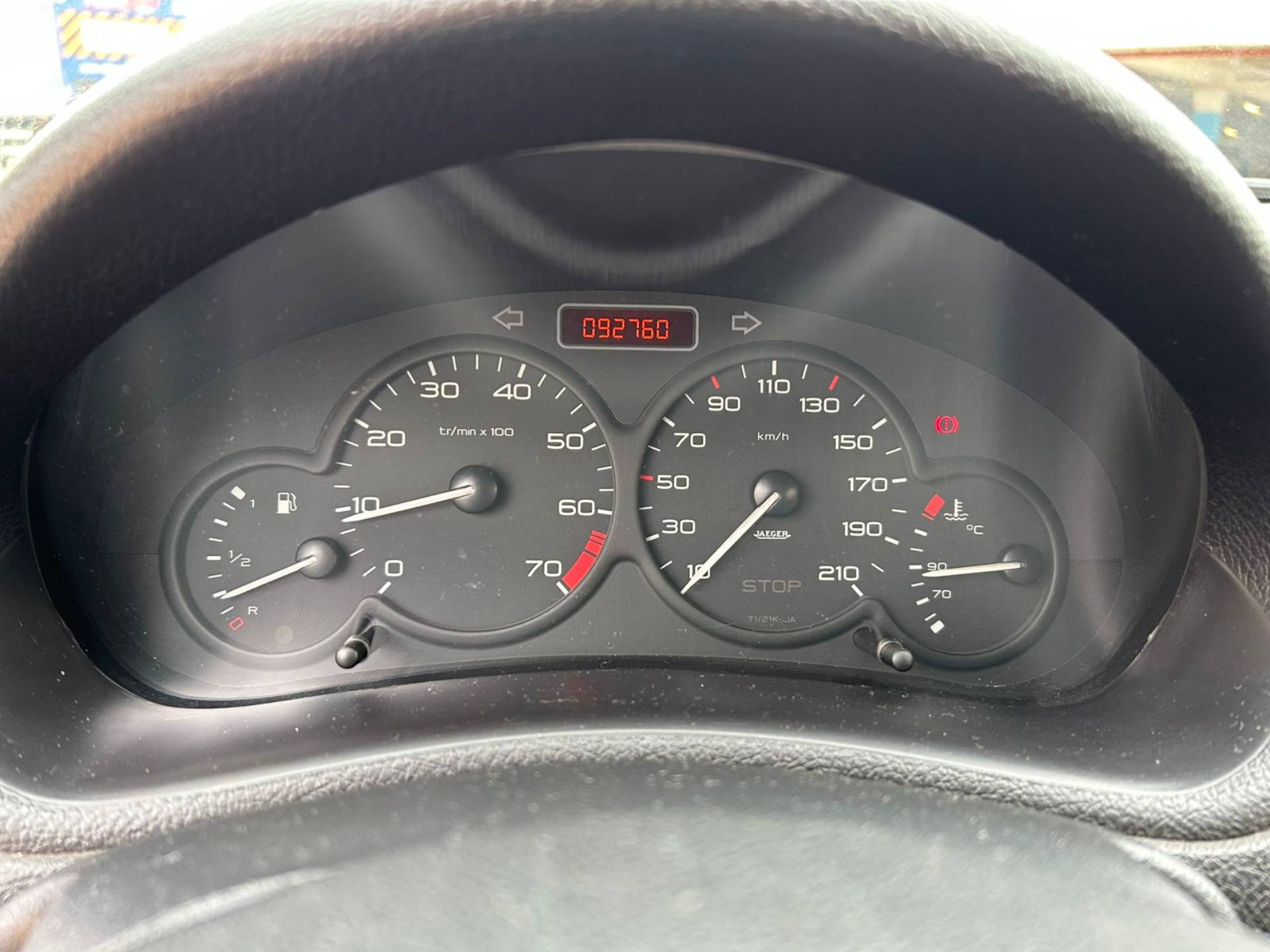 PEUGEOT 206