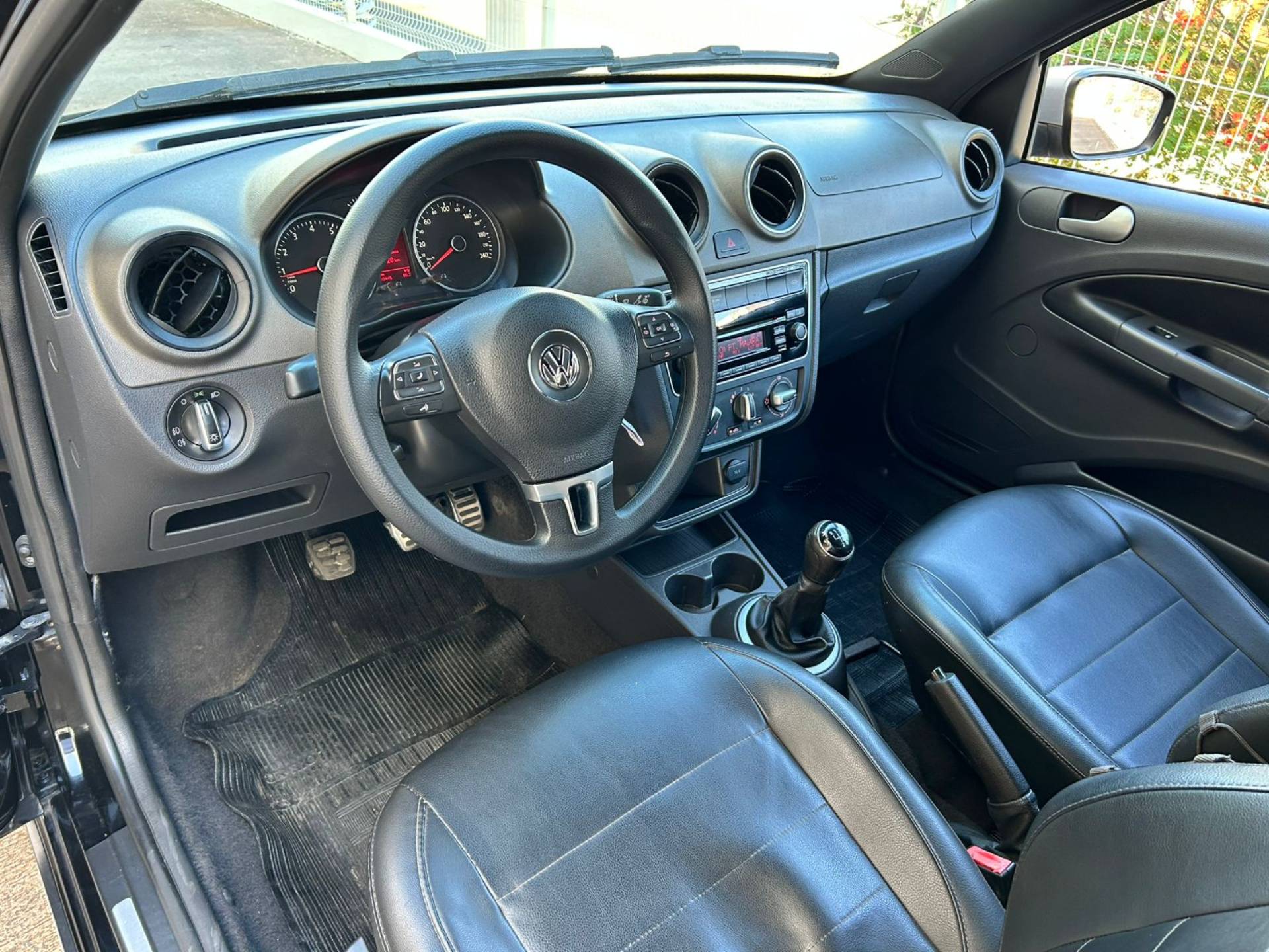 VOLKSWAGEN SAVEIRO