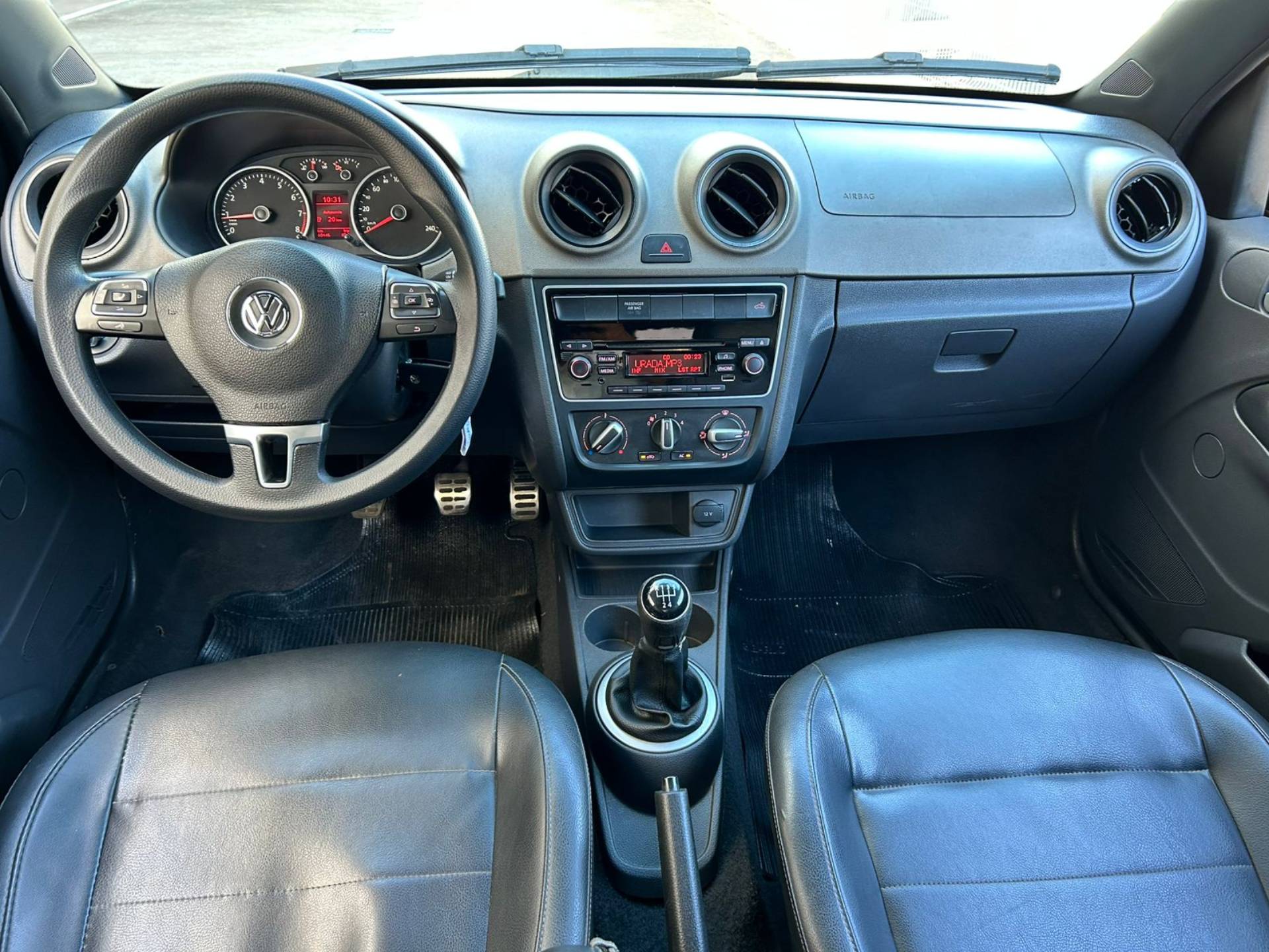 VOLKSWAGEN SAVEIRO