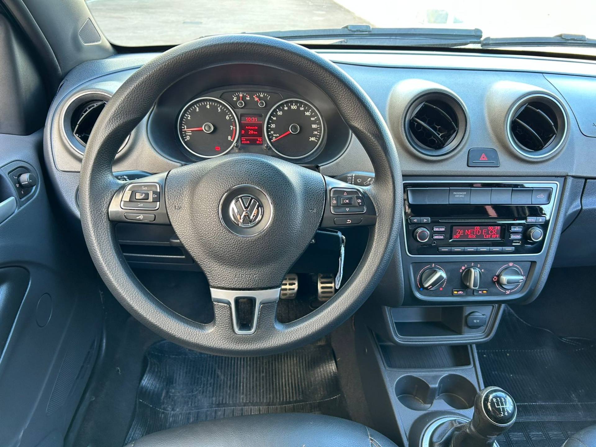 VOLKSWAGEN SAVEIRO