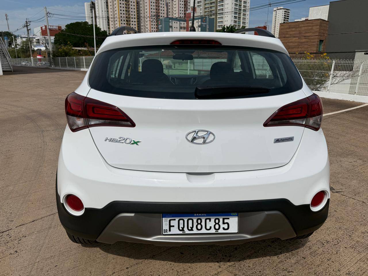 HYUNDAI HB20X