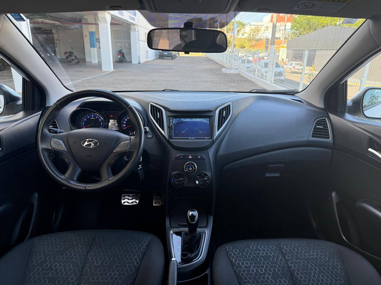 HYUNDAI HB20X