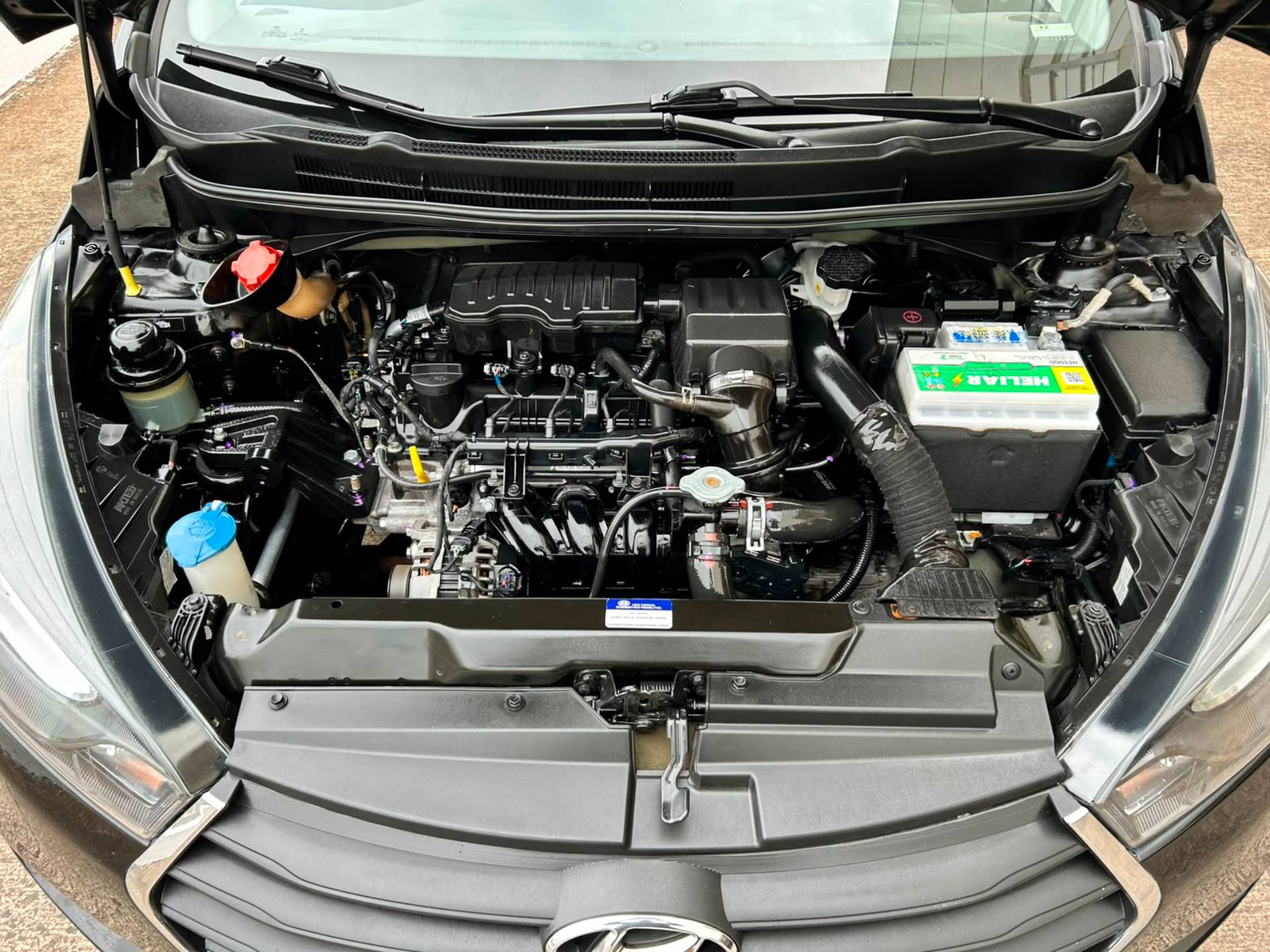 HYUNDAI HB20