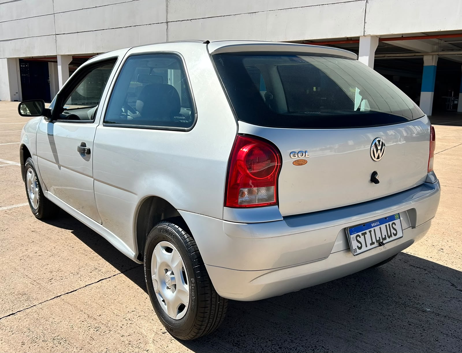 VOLKSWAGEN GOL