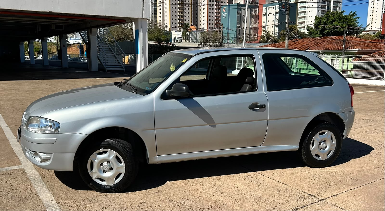 VOLKSWAGEN GOL