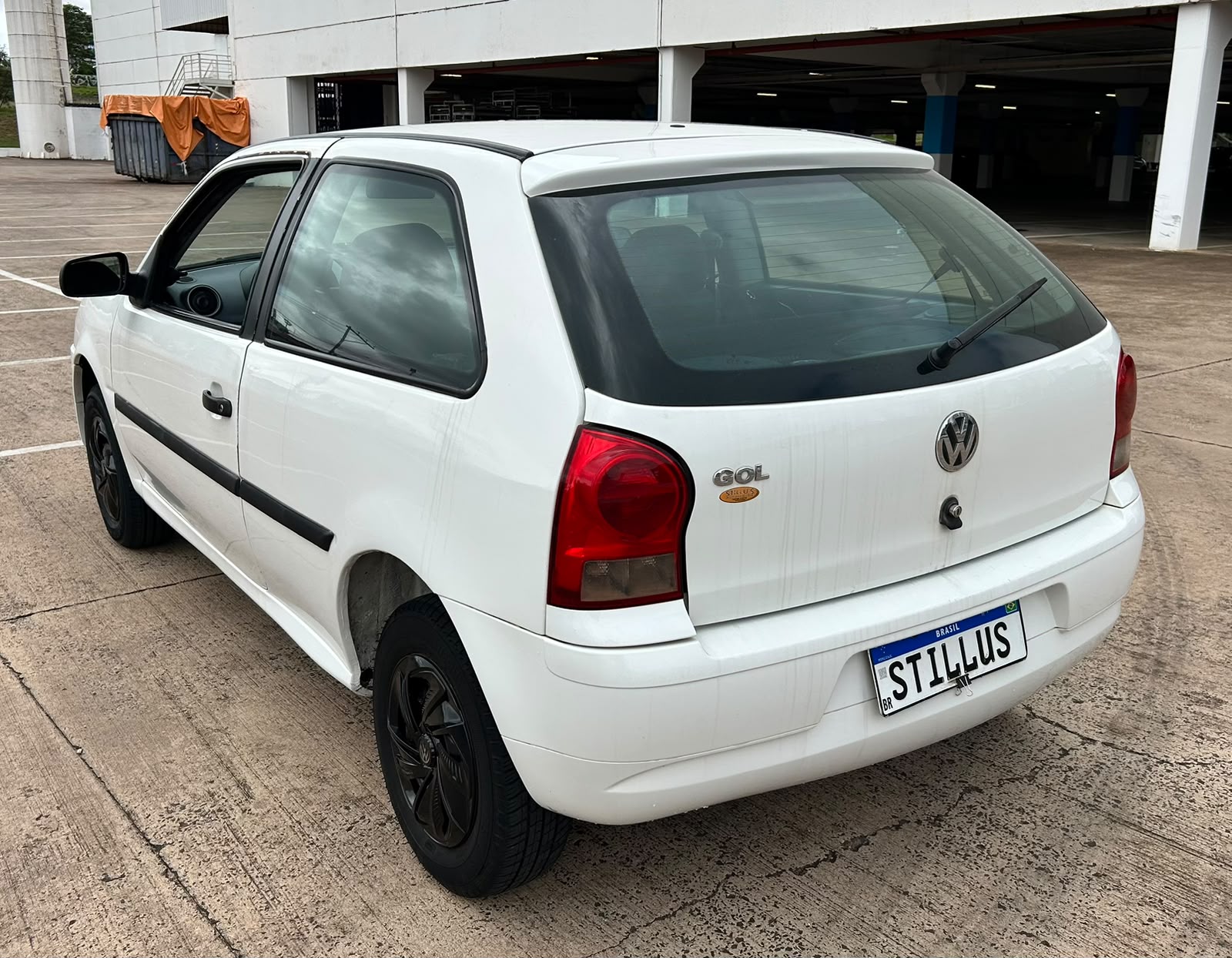 VOLKSWAGEN GOL