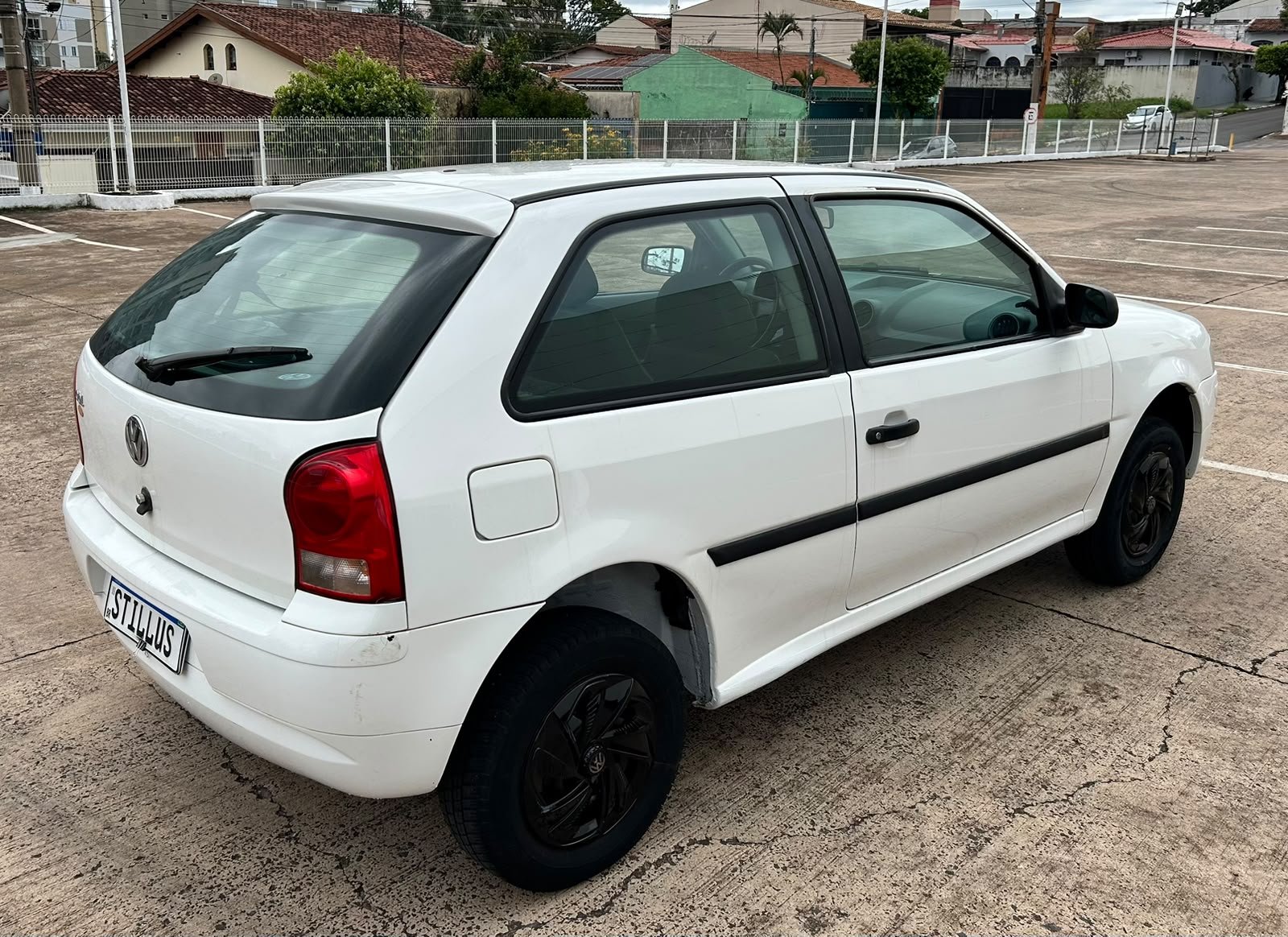 VOLKSWAGEN GOL