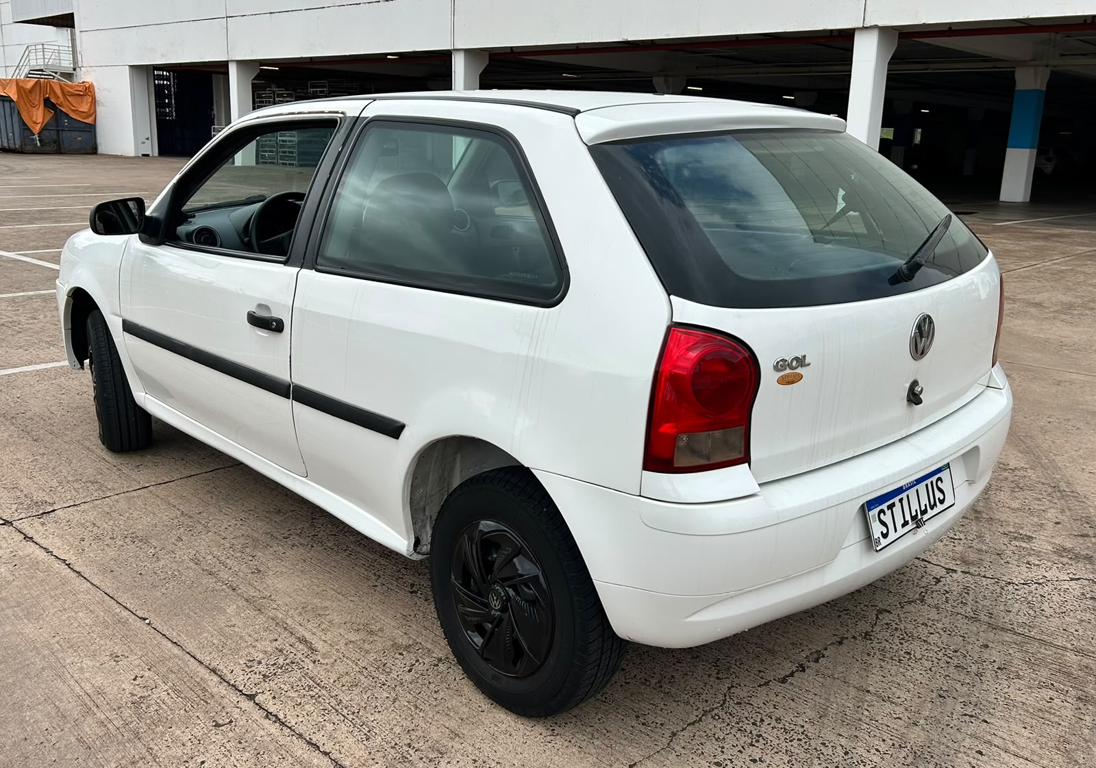 VOLKSWAGEN GOL