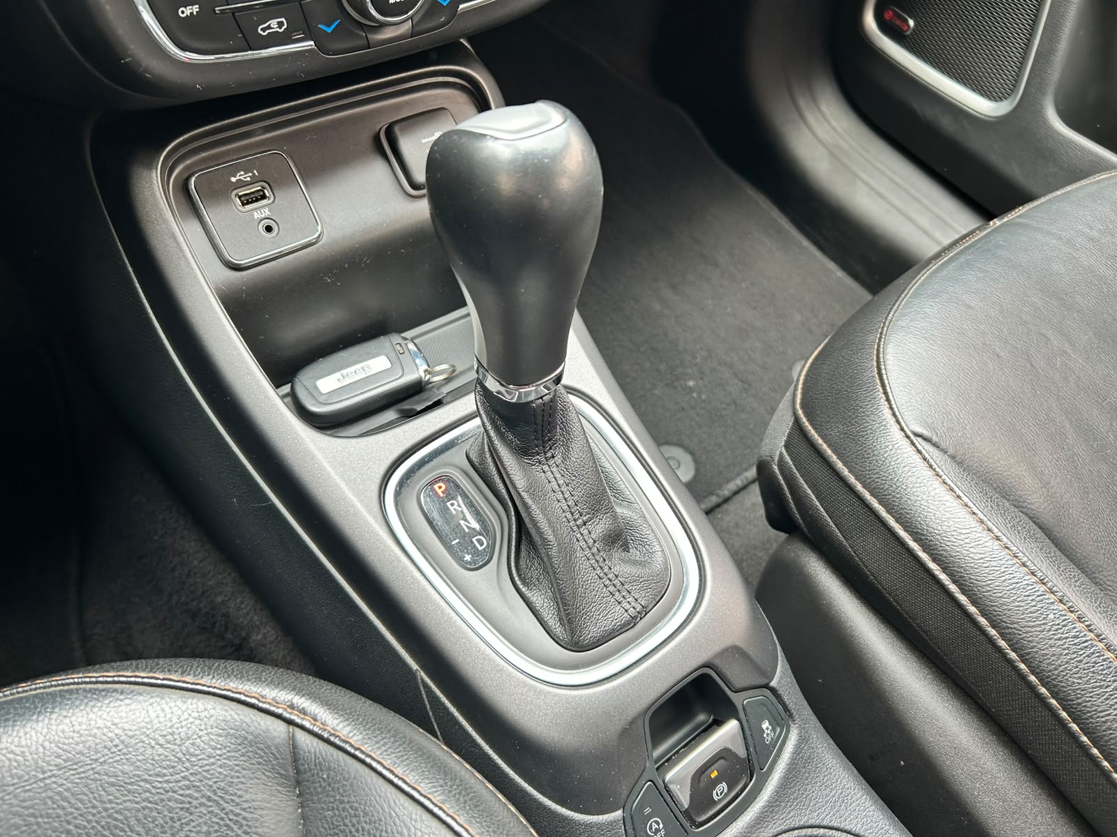 JEEP COMPASS