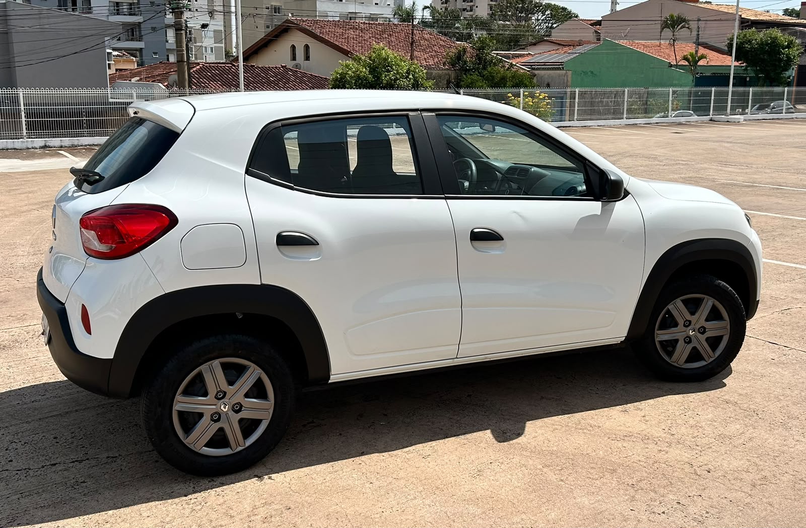 RENAULT KWID