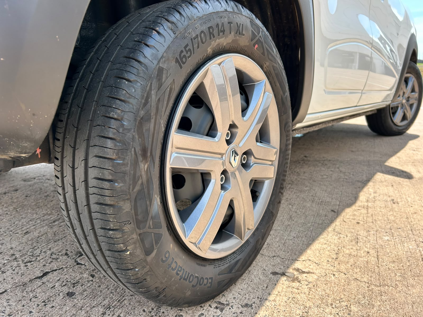 RENAULT KWID