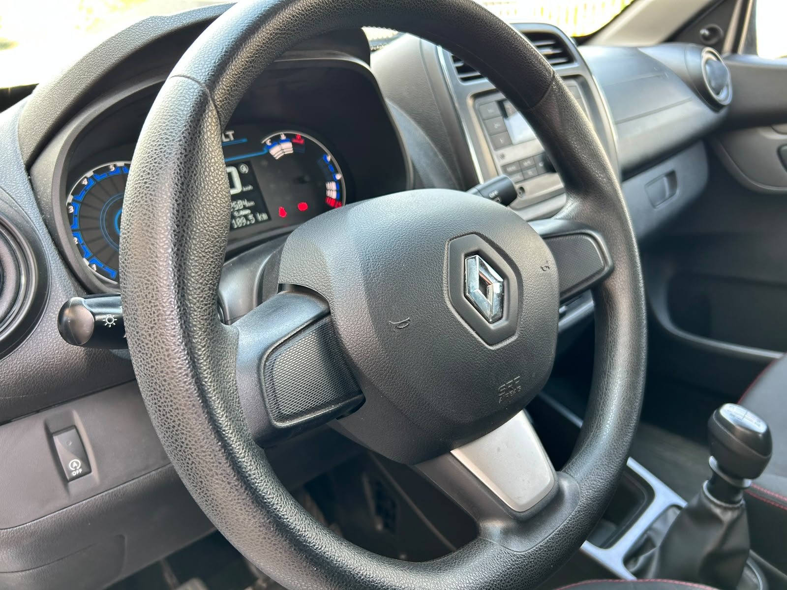 RENAULT KWID