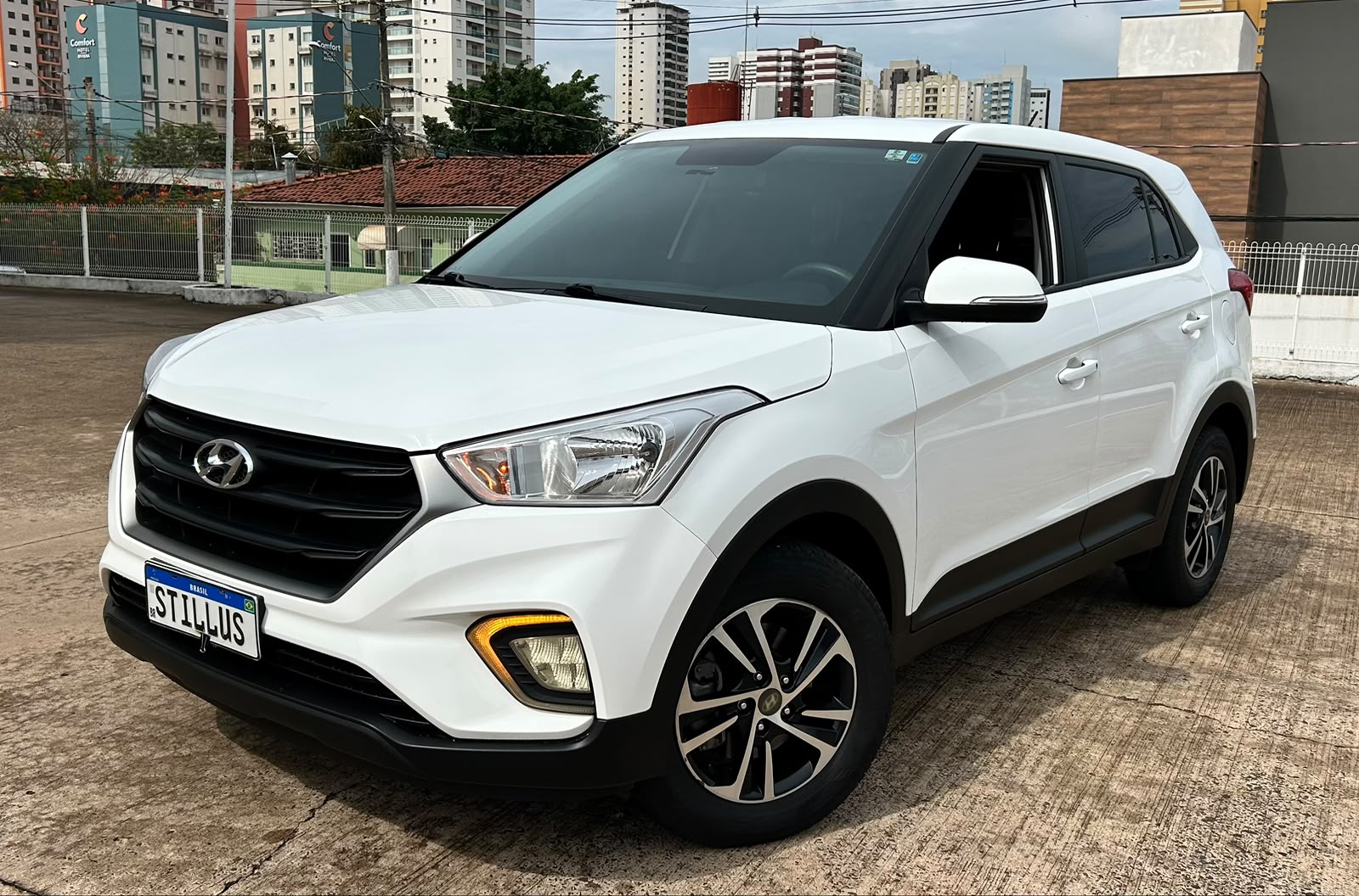 HYUNDAI CRETA