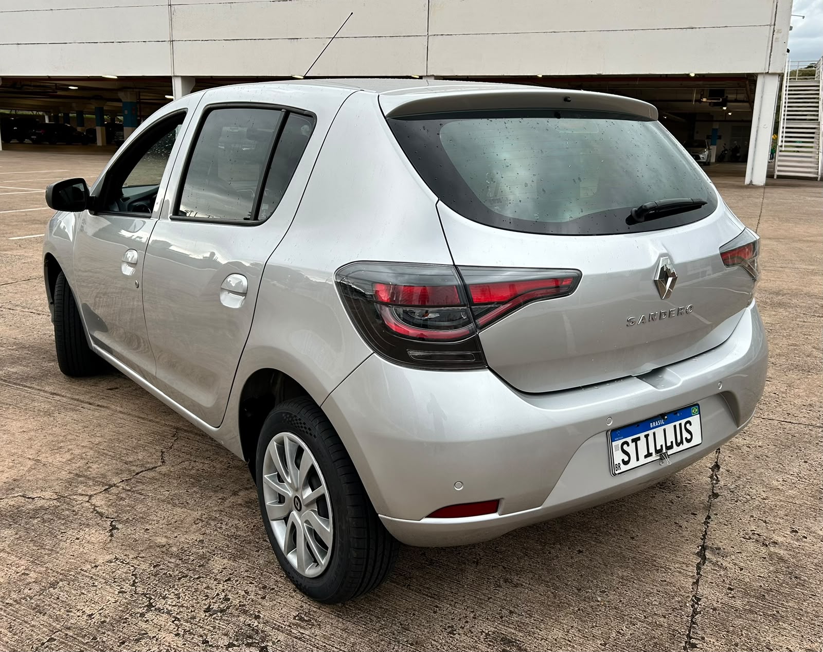 RENAULT SANDERO
