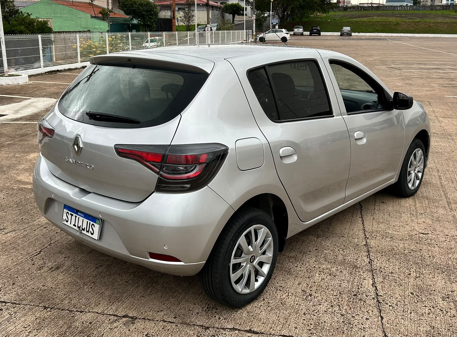 RENAULT SANDERO