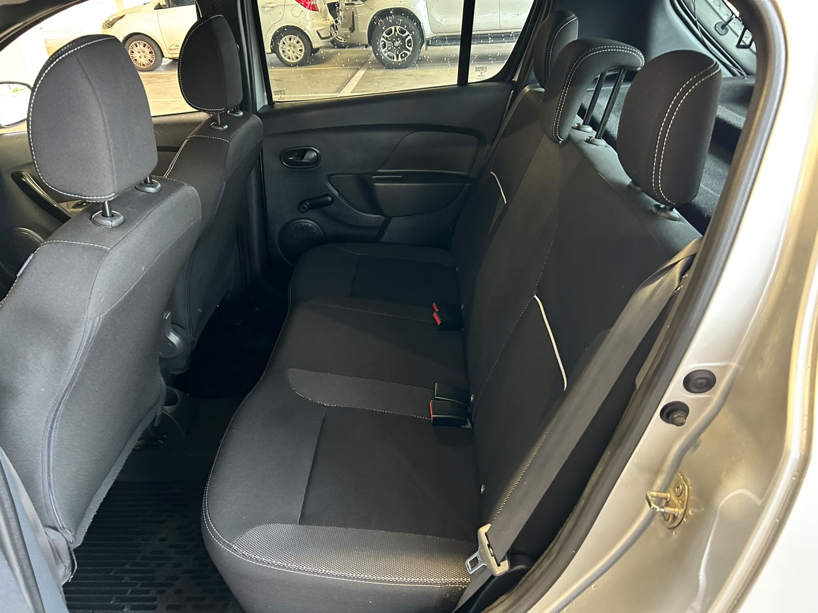 RENAULT SANDERO