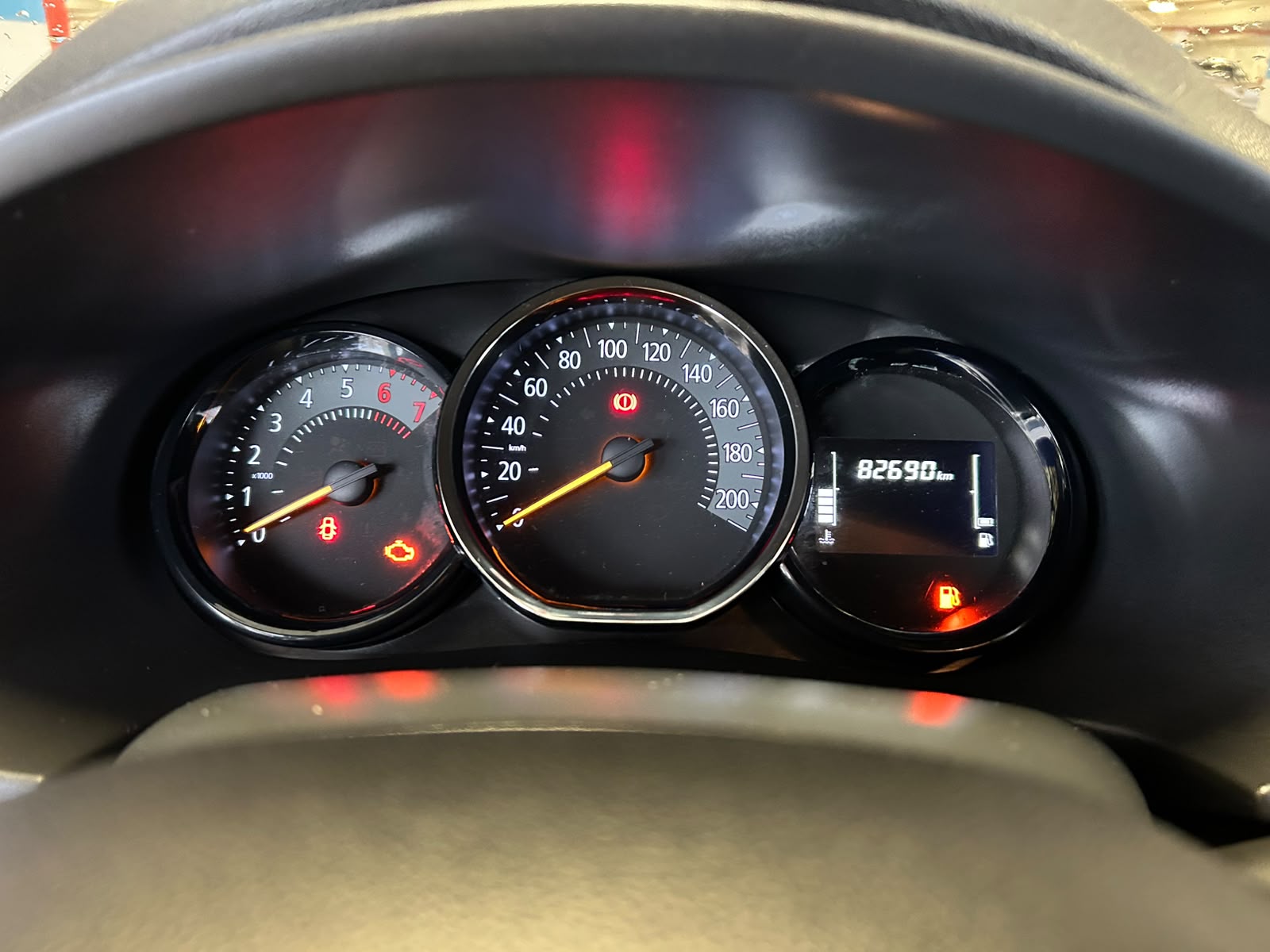 RENAULT SANDERO
