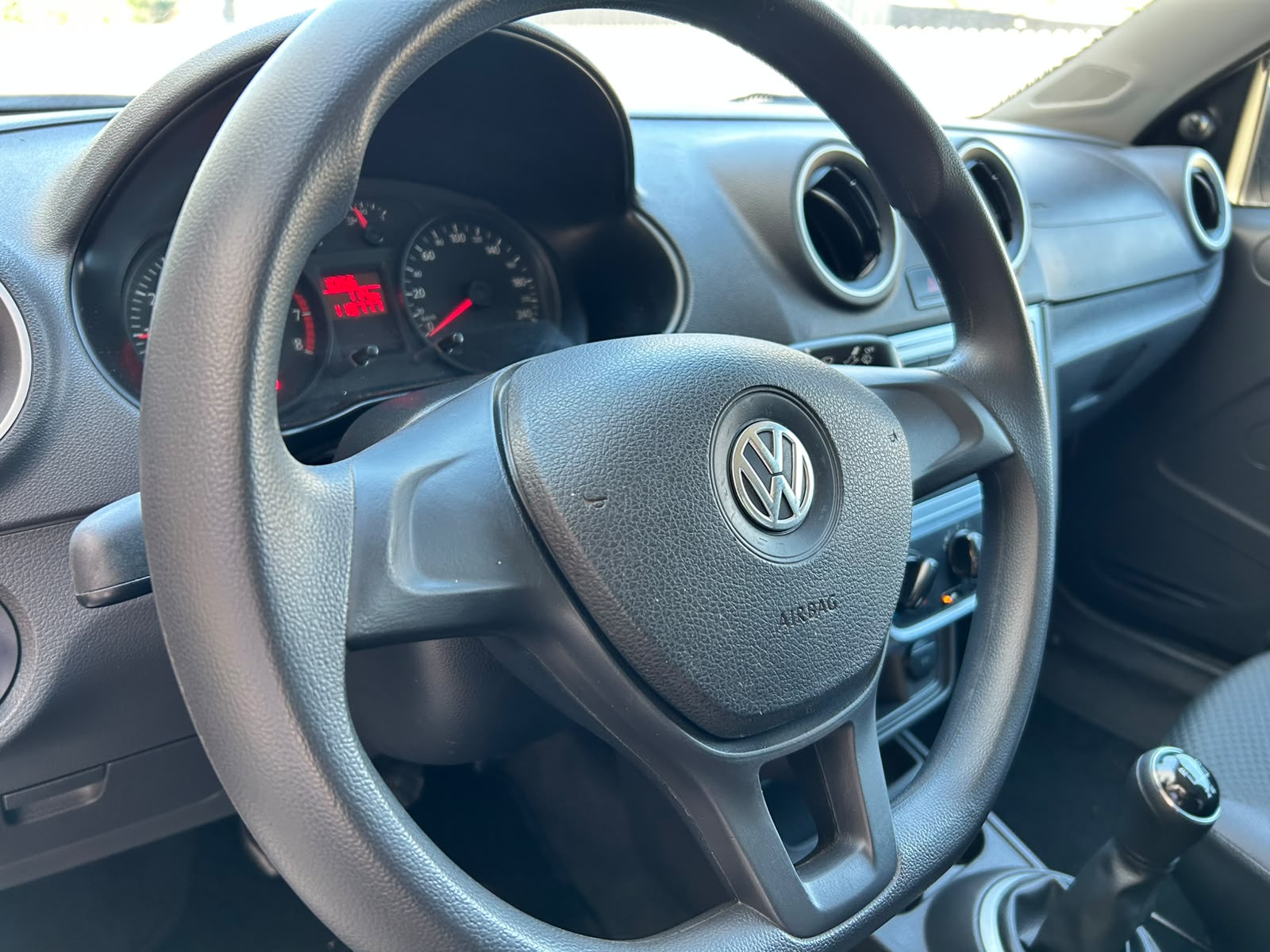 VOLKSWAGEN SAVEIRO