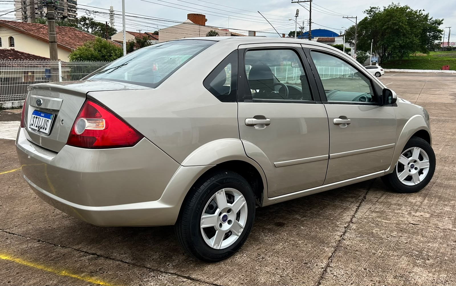 FORD FIESTA