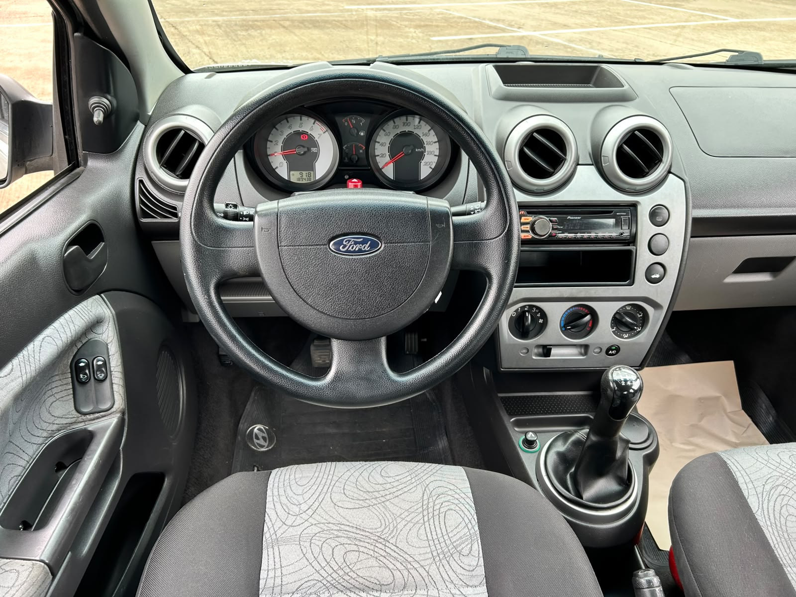 FORD FIESTA