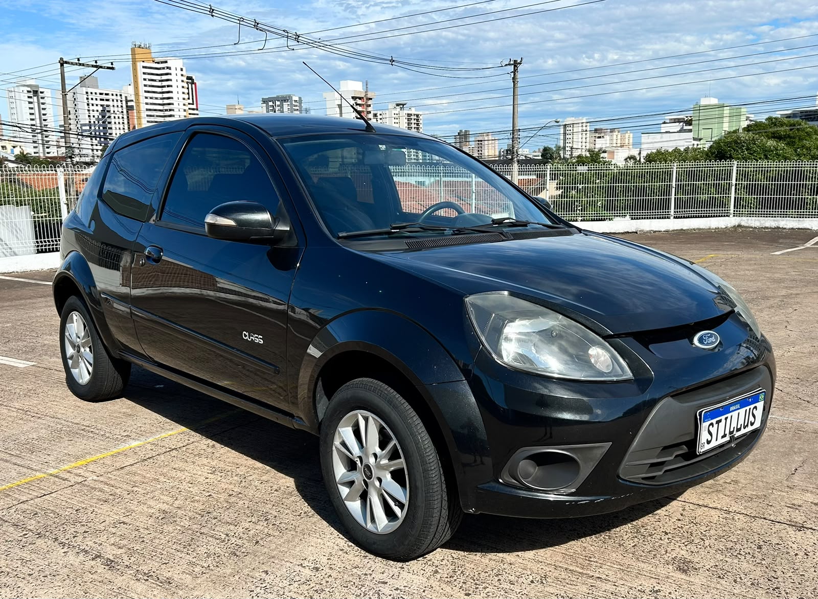 FORD KA