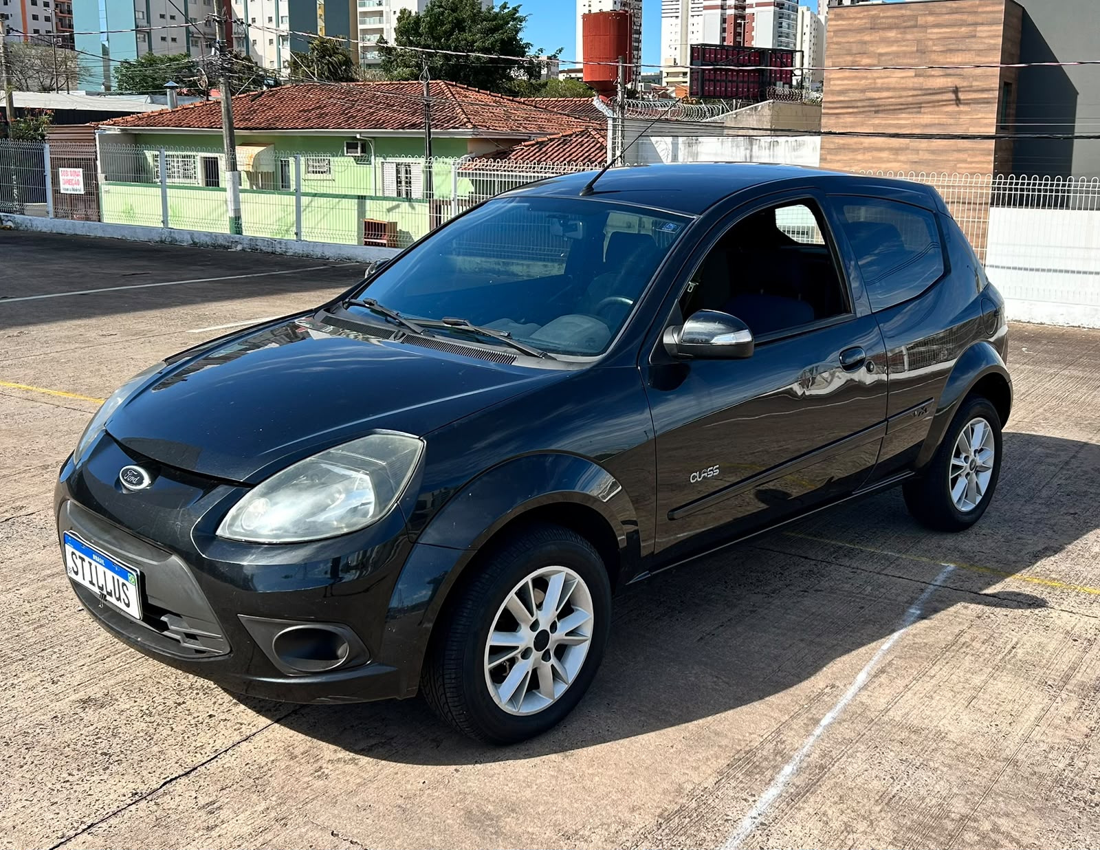 FORD KA