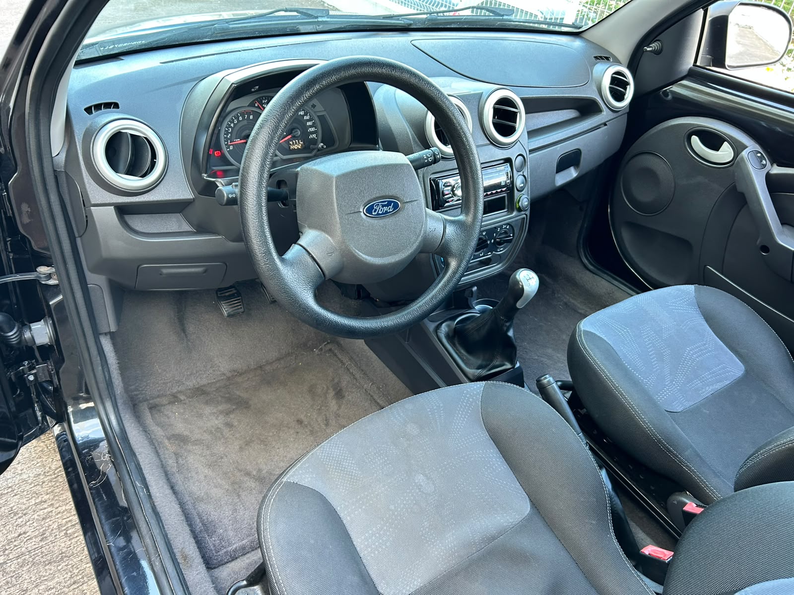 FORD KA