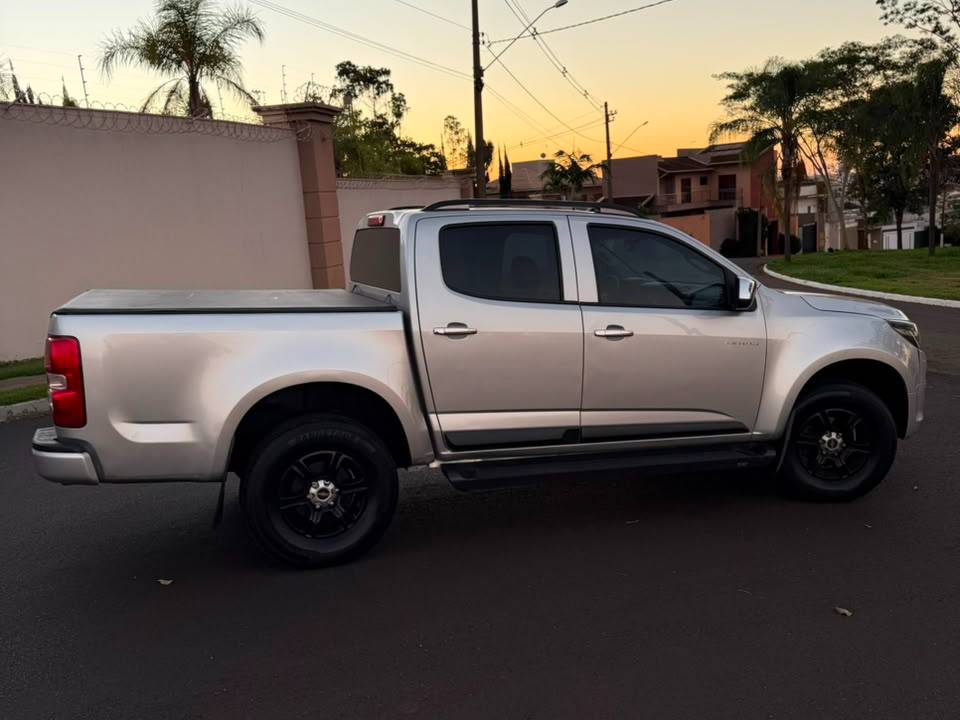 CHEVROLET S10