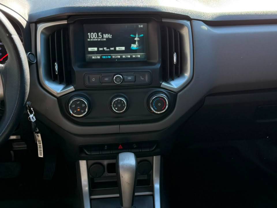 CHEVROLET S10