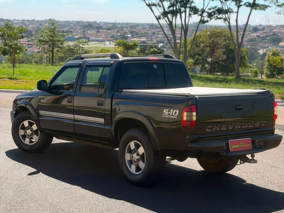 CHEVROLET S10