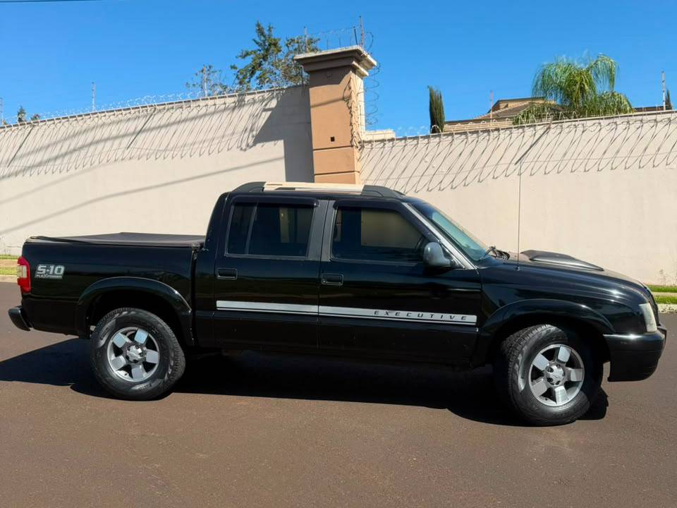 CHEVROLET S10