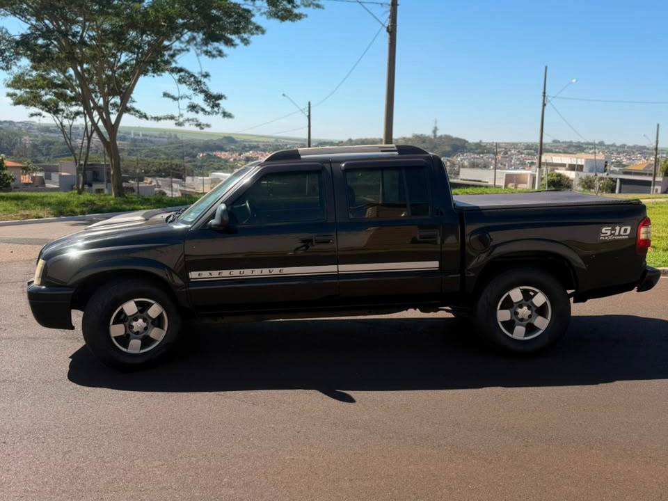 CHEVROLET S10