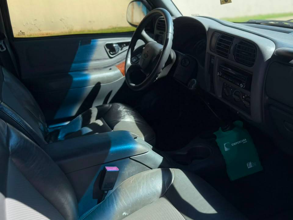 CHEVROLET S10