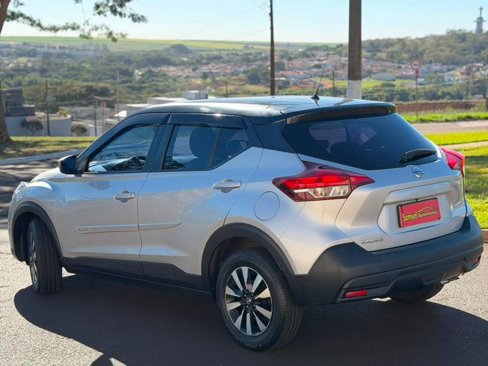 NISSAN KICKS