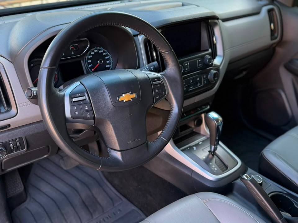 CHEVROLET S10
