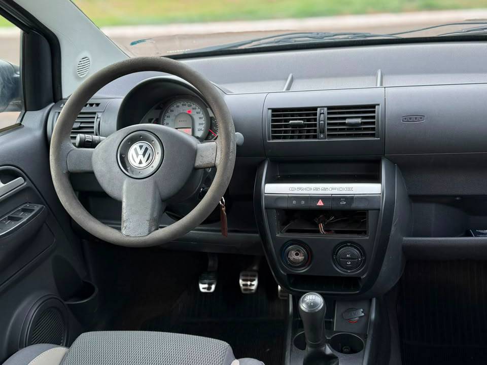 VOLKSWAGEN CROSSFOX