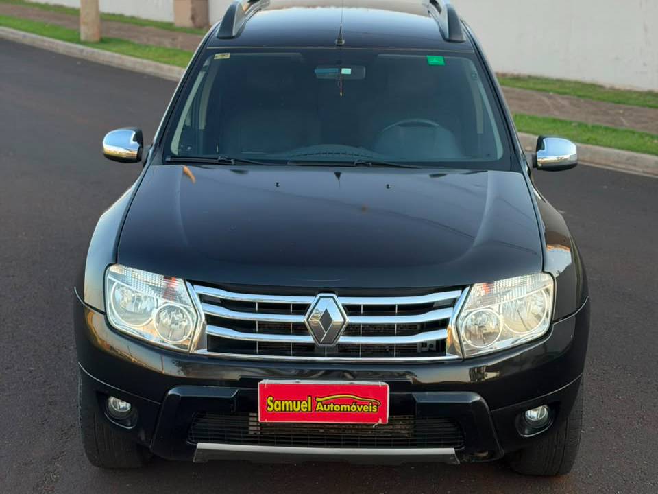 RENAULT DUSTER