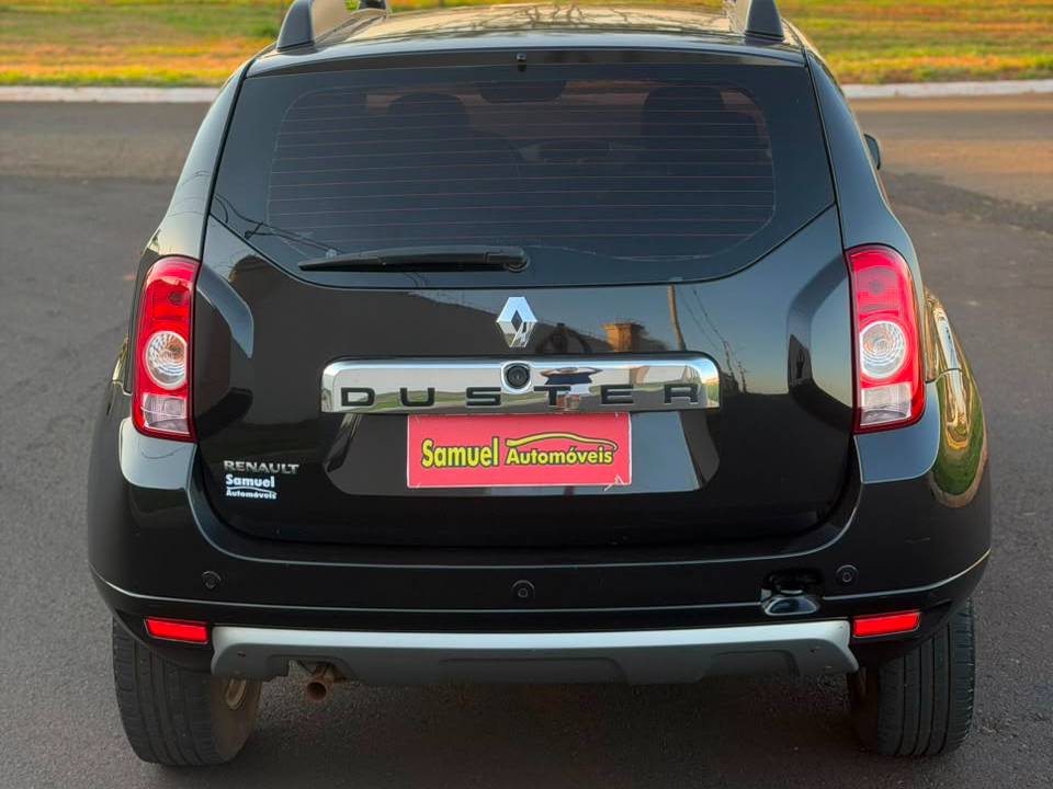 RENAULT DUSTER