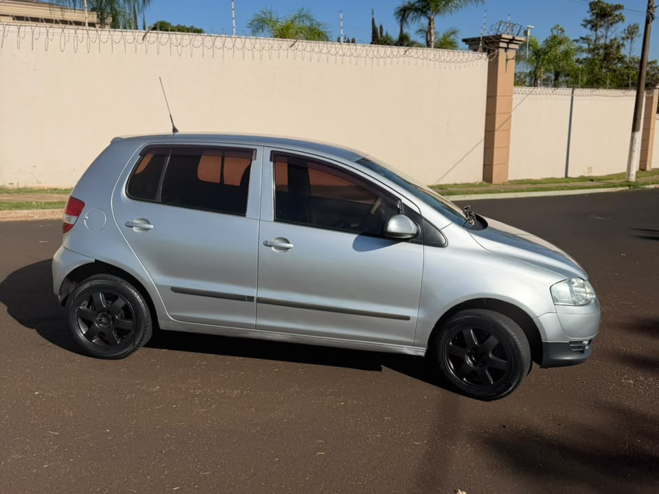 VOLKSWAGEN FOX