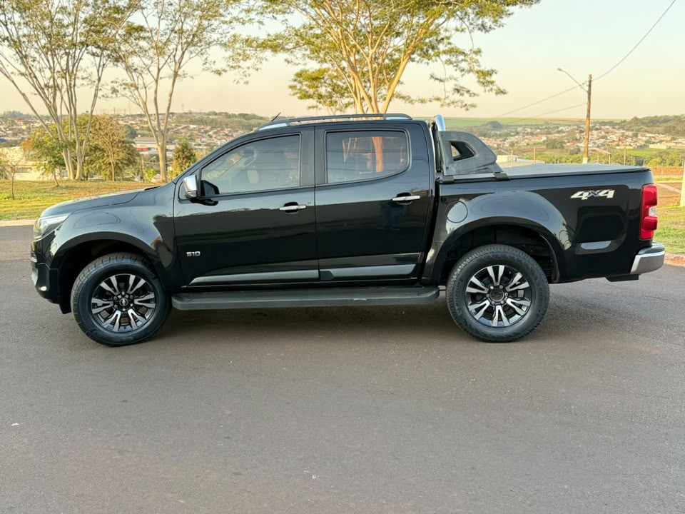 CHEVROLET S10