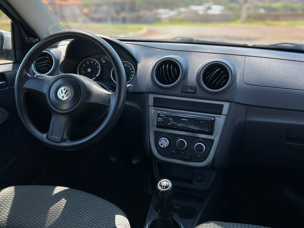 VOLKSWAGEN GOL