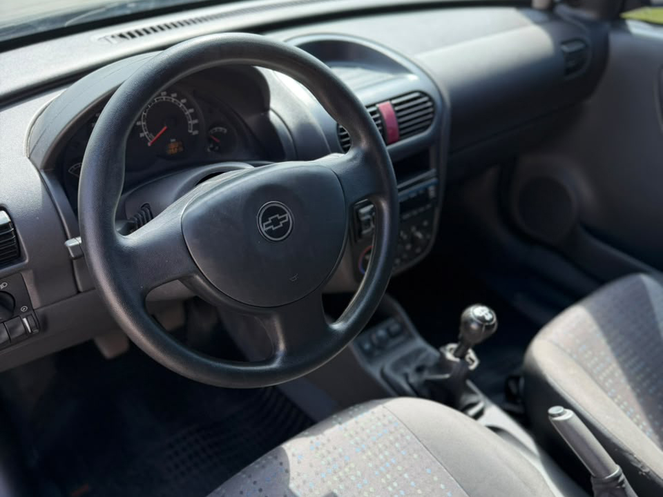 CHEVROLET CORSA