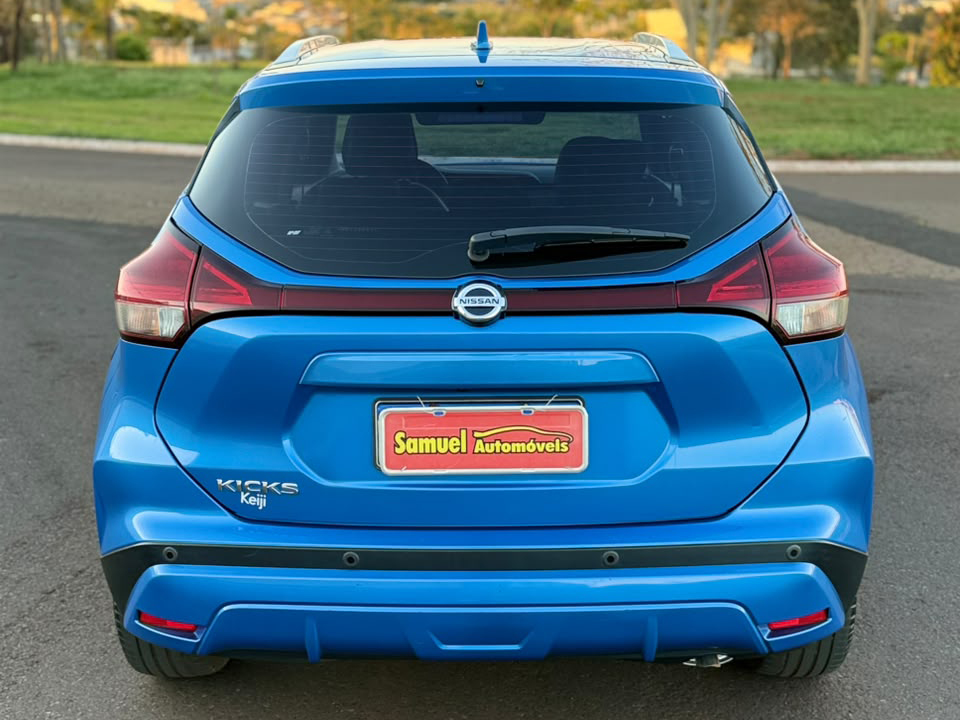 NISSAN KICKS