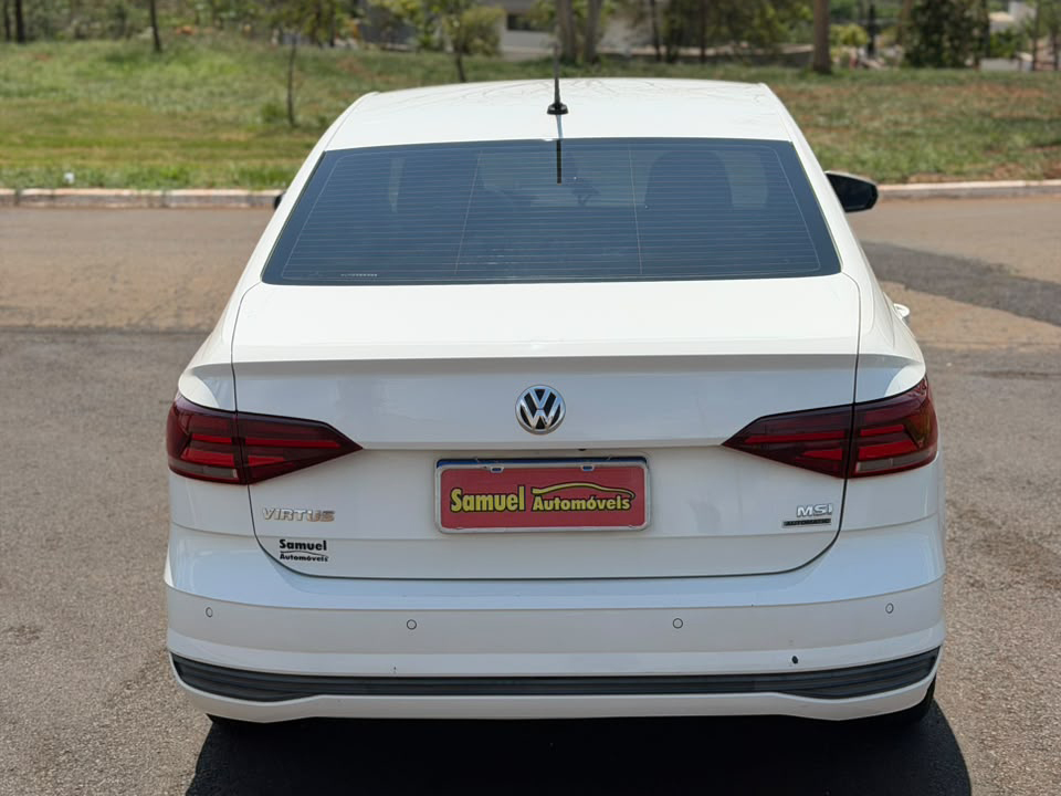 VOLKSWAGEN VIRTUS