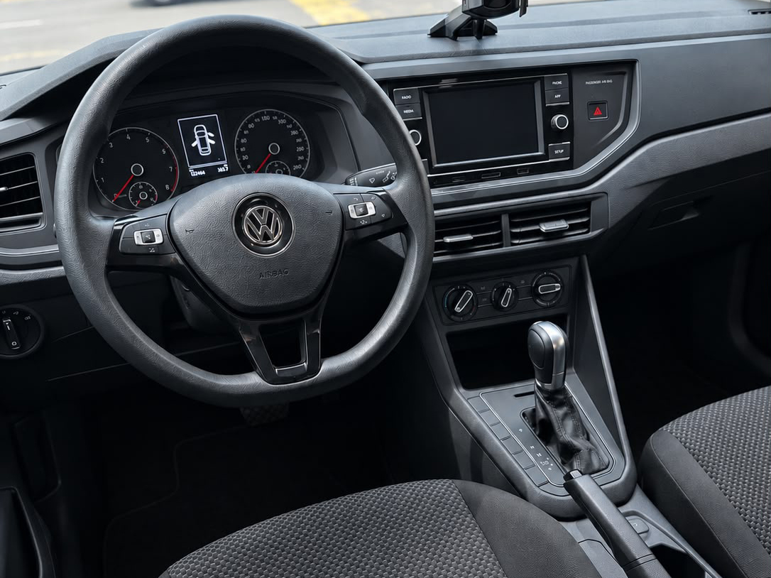 VOLKSWAGEN VIRTUS
