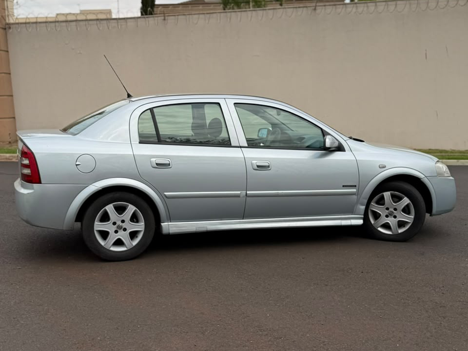 CHEVROLET ASTRA