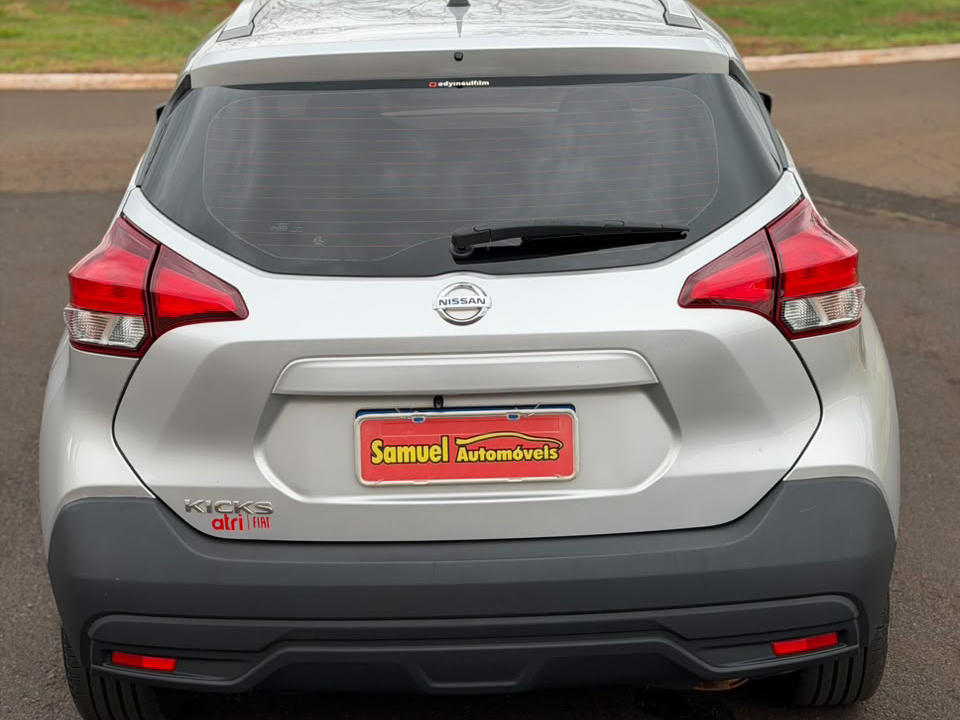 NISSAN KICKS