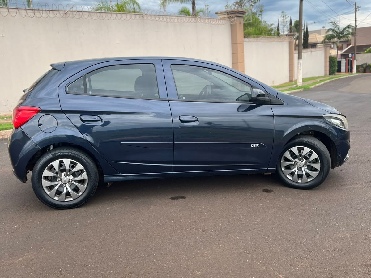 CHEVROLET ONIX
