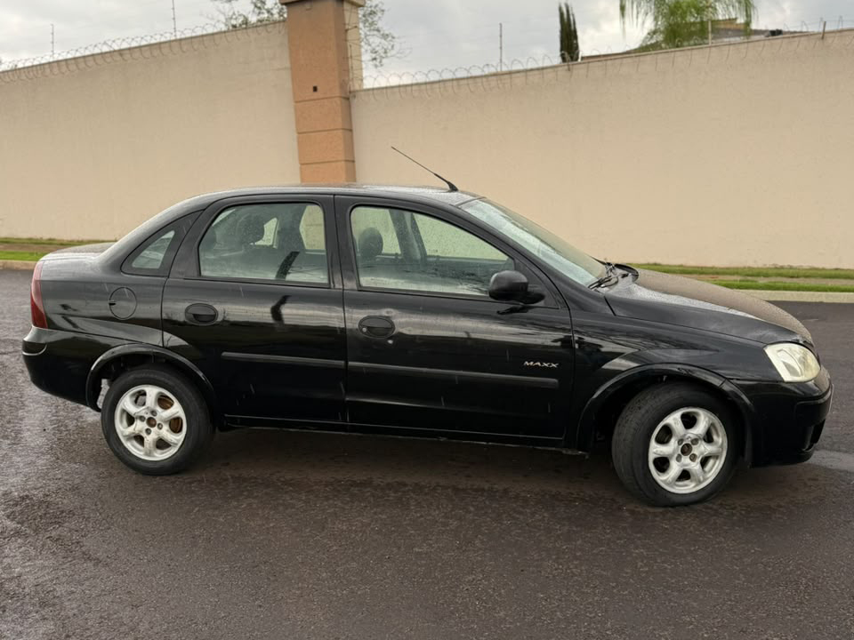 CHEVROLET CORSA